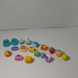 Shopkins 18 piece Mixed Lot